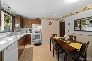 1921 Parkwood Dr SE, Olympia, WA 98501 - Photo 9