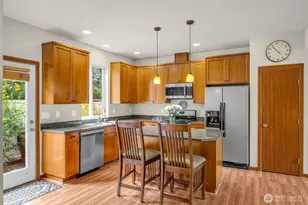 160 6th Ave SE, Issaquah, WA 98027 - Photo 5