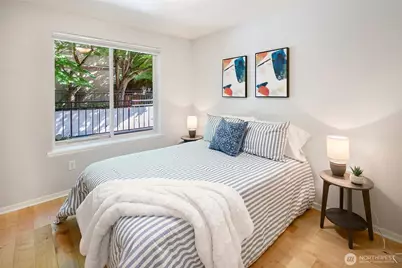 566 Prospect Street #103, Seattle, WA 98109 - Photo 15