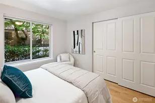 566 Prospect St, Seattle, WA 98109 - Photo 11