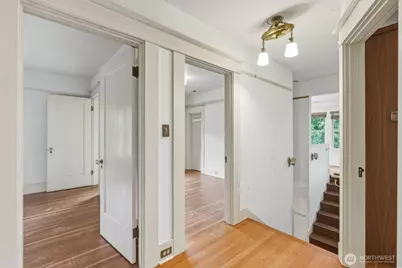 248 S 1st Street S, Kalama, WA 98625 - Photo 17