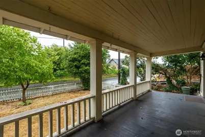 248 S 1st Street S, Kalama, WA 98625 - Photo 3