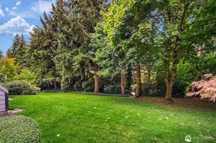 10209 NE 19th Pl, Bellevue, WA 98004 - Photo 33