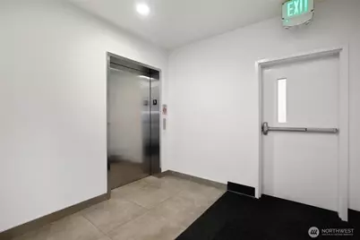 121 12th Avenue E #506, Seattle, WA 98102 - Photo 31