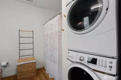 121 12th Avenue E #506, Seattle, WA 98102 - Photo 15