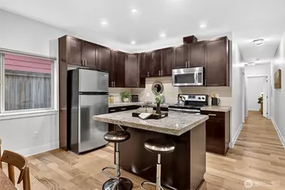 1820 24th Avenue #101, Seattle, WA 98122 - Photo 9