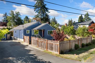 2327 N 140th Street, Seattle, WA 98133 - Photo 37