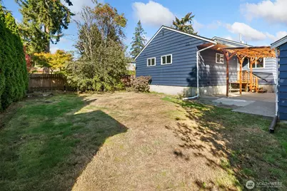 2327 N 140th Street, Seattle, WA 98133 - Photo 35