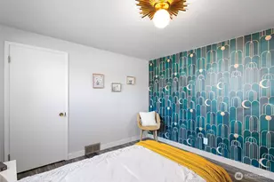 2327 N 140th St, Seattle, WA 98133 - Photo 27