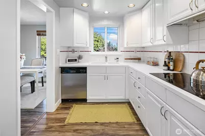 2327 N 140th Street, Seattle, WA 98133 - Photo 11