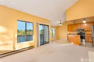 1018 S 312th St, Federal Way, WA 98003 - Photo 9