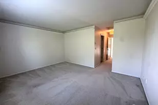 7020 Holly Park Dr S, Seattle, WA 98118 - Photo 11