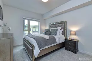 1760 NW 56th St, Seattle, WA 98107 - Photo 9