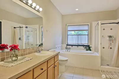 5655 Pauleina Court, Freeland, WA 98249 - Photo 15