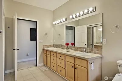 5655 Pauleina Court, Freeland, WA 98249 - Photo 17