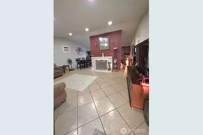819 Walker Avenue, Wenatchee, WA 98801 - Photo 3