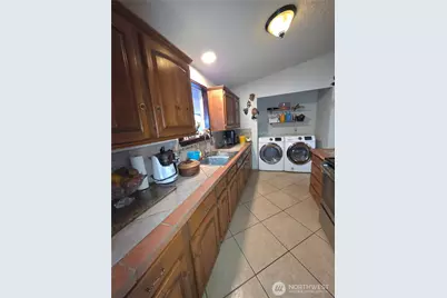 819 Walker Avenue, Wenatchee, WA 98801 - Photo 13