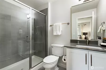 1429 8th Avenue NE #8, Issaquah, WA 98029 - Photo 33