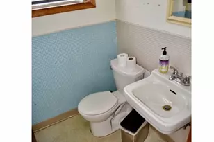447 SW 152nd St, Burien, WA 98166 - Photo 7