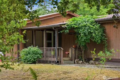35505 37th Avenue S, Roy, WA 98580 - Photo 3