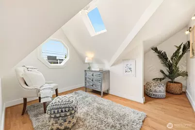 2316 41st Avenue SW, Seattle, WA 98116 - Photo 19