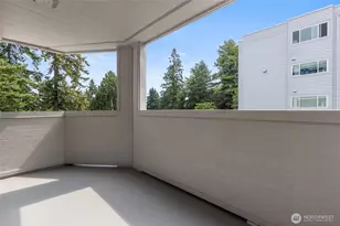 17417 Ashworth Ave N, Shoreline, WA 98133 - Photo 9