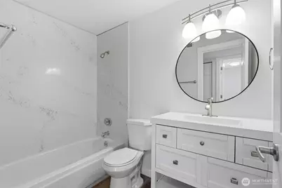 17417 Ashworth Avenue N #202, Shoreline, WA 98133 - Photo 15