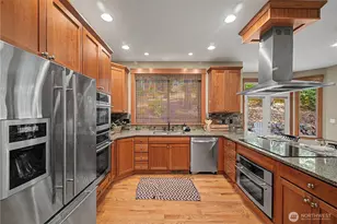 18520 26th Ave NE, Lake Forest Park, WA 98155 - Photo 9