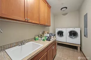 18520 26th Ave NE, Lake Forest Park, WA 98155 - Photo 19