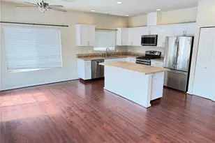 990 42nd Ct NE, Auburn, WA 98002 - Photo 5