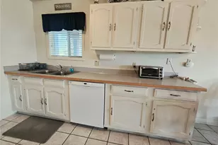 2210 26th Street NW, Long Beach, WA 98631 - Photo 9