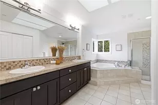 698 Summerhill Ridge Dr NW, Issaquah, WA 98027 - Photo 17