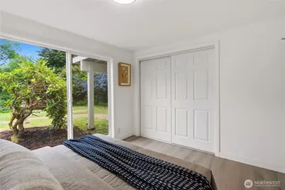 325 105th Ave SE, Bellevue, WA 98004 - Photo 33