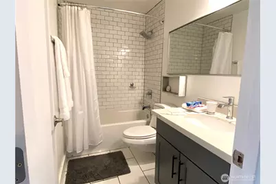 2524 Boyer Avenue E, Seattle, WA 98102 - Photo 23