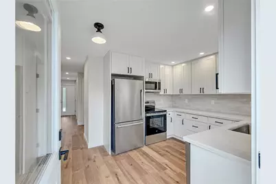 7820 64th Street SE #B, Snohomish, WA 98290 - Photo 5