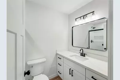 7820 64th Street SE #B, Snohomish, WA 98290 - Photo 9