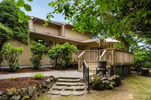 9215 96th St NW, Gig Harbor, WA 98332 - Photo 1