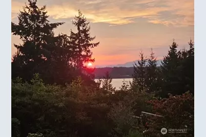 9215 96th Street NW, Gig Harbor, WA 98332 - Photo 5