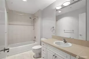 321 10th Ave S, Seattle, WA 98104 - Photo 25