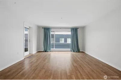 321 10th Avenue S #712, Seattle, WA 98104 - Photo 5