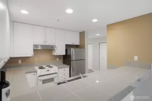 321 10th Ave S, Seattle, WA 98104 - Photo 15