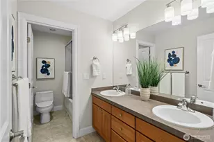 10806 SE 16th St, Bellevue, WA 98004 - Photo 31