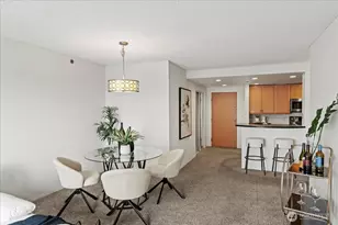 121 Vine St, Seattle, WA 98121 - Photo 21