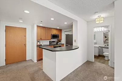 121 Vine Street #1404, Seattle, WA 98121 - Photo 13