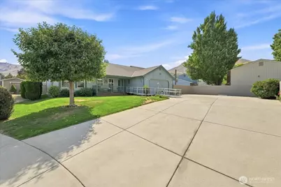 1705 Brandi Court, Wenatchee, WA 98801 - Photo 3
