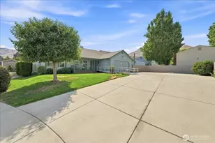 1705 Brandi Ct, Wenatchee, WA 98801 - Photo 3