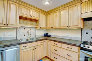 12454 Gwen Dr, Burlington, WA 98233 - Photo 9