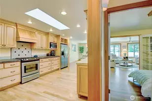 12454 Gwen Dr, Burlington, WA 98233 - Photo 5