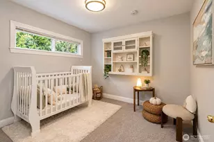 825 NE 75th St, Seattle, WA 98115 - Photo 11