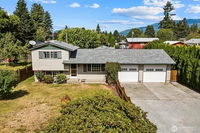 910 Dunlop Street, Sedro Woolley, WA 98284 - Photo 7